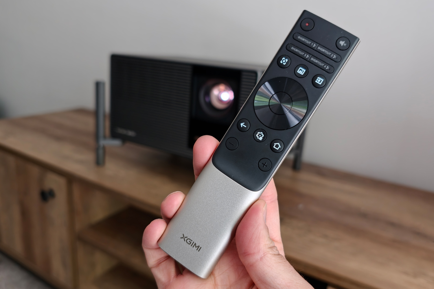 Xgimi Titan Noir Max review remote