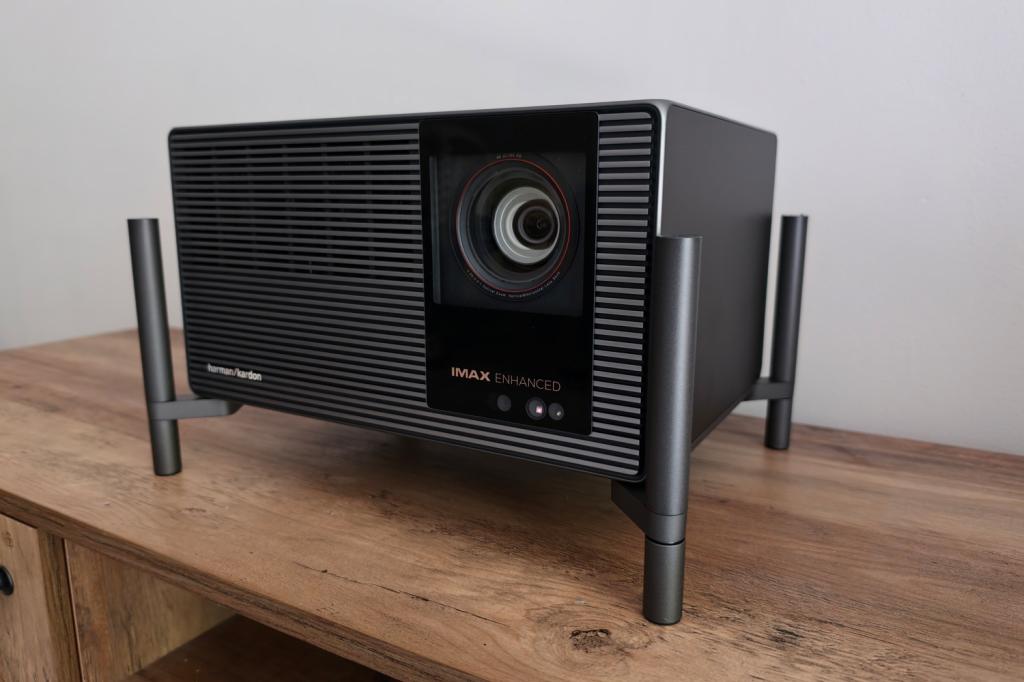 Xgimi Titan Noir Max review verdict