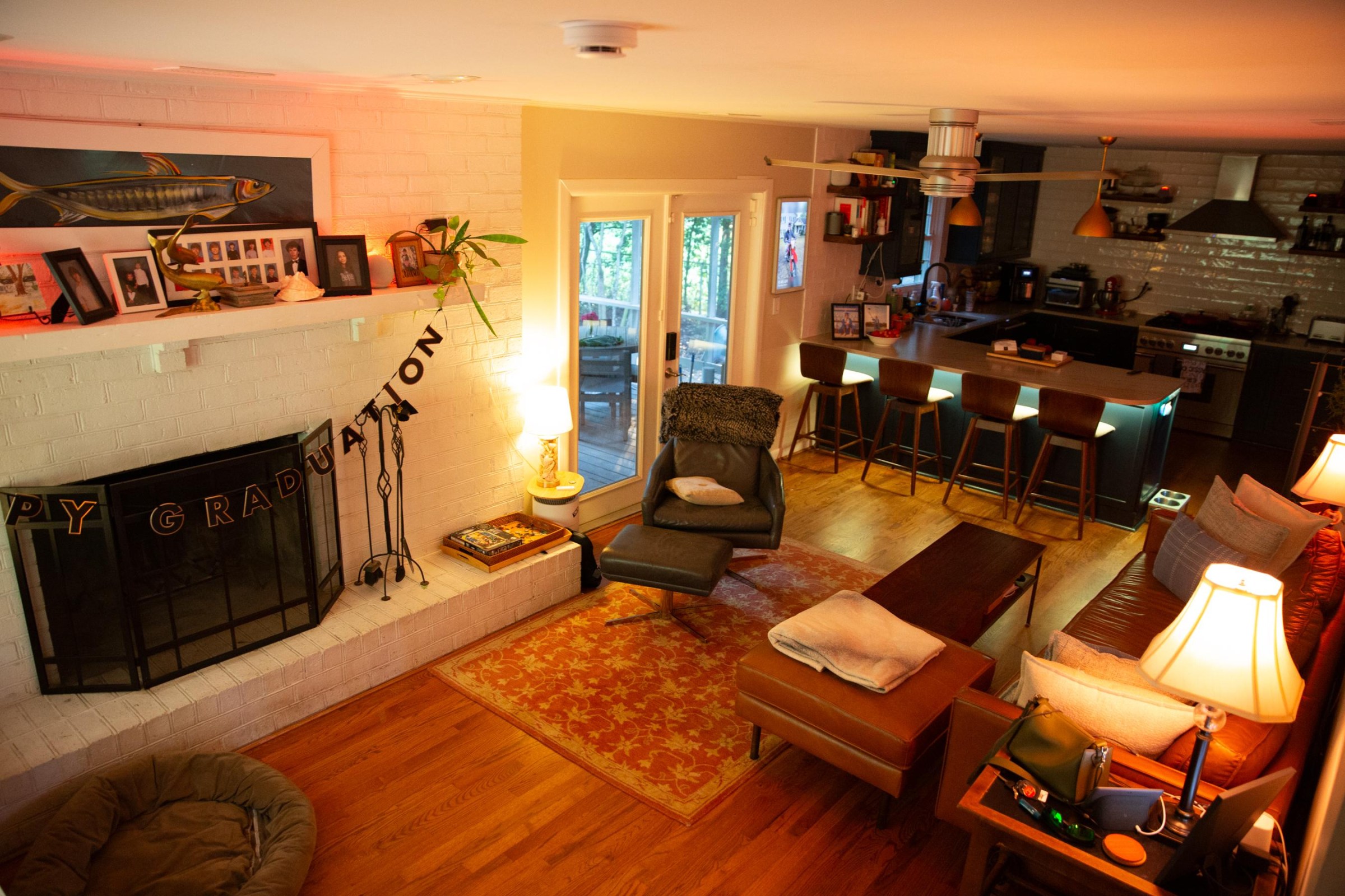 To test SpatialAware in my living room, I added Hue bulbs in lamps, Play Bars on the mantelpiece, Play Wall Washers by the TV, and a Solo light strip under the counter.