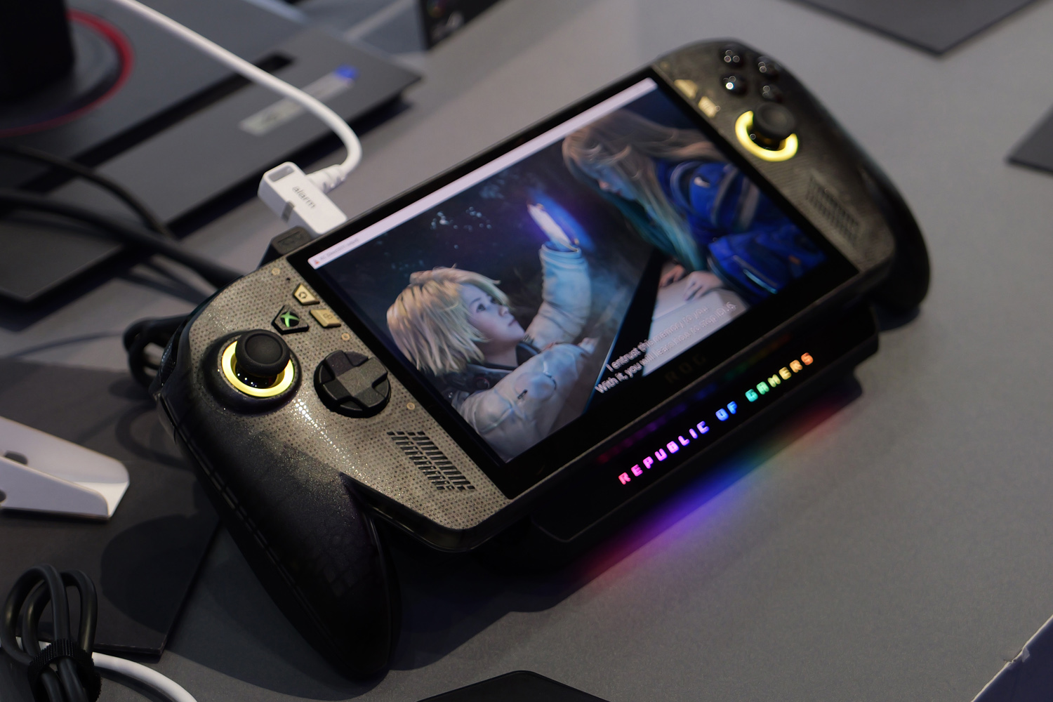 Asus Xbox ROG Ally x20 hands-on on desk