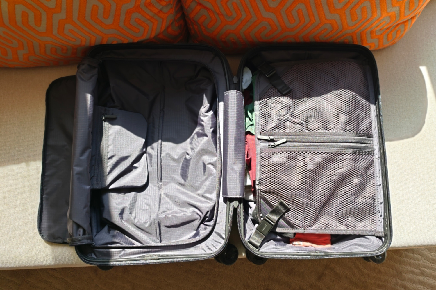 Emigre Hardcase carry-on open