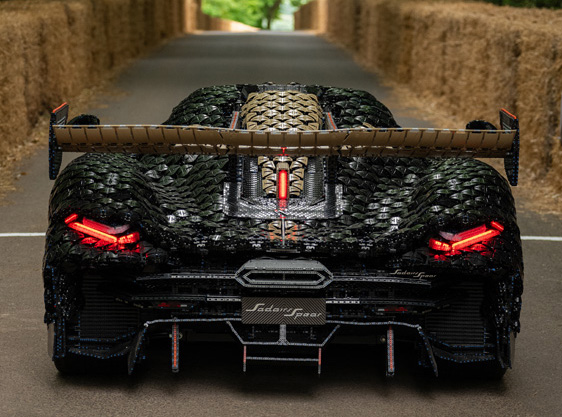 Lego Koenigsegg Sadair’s Spear