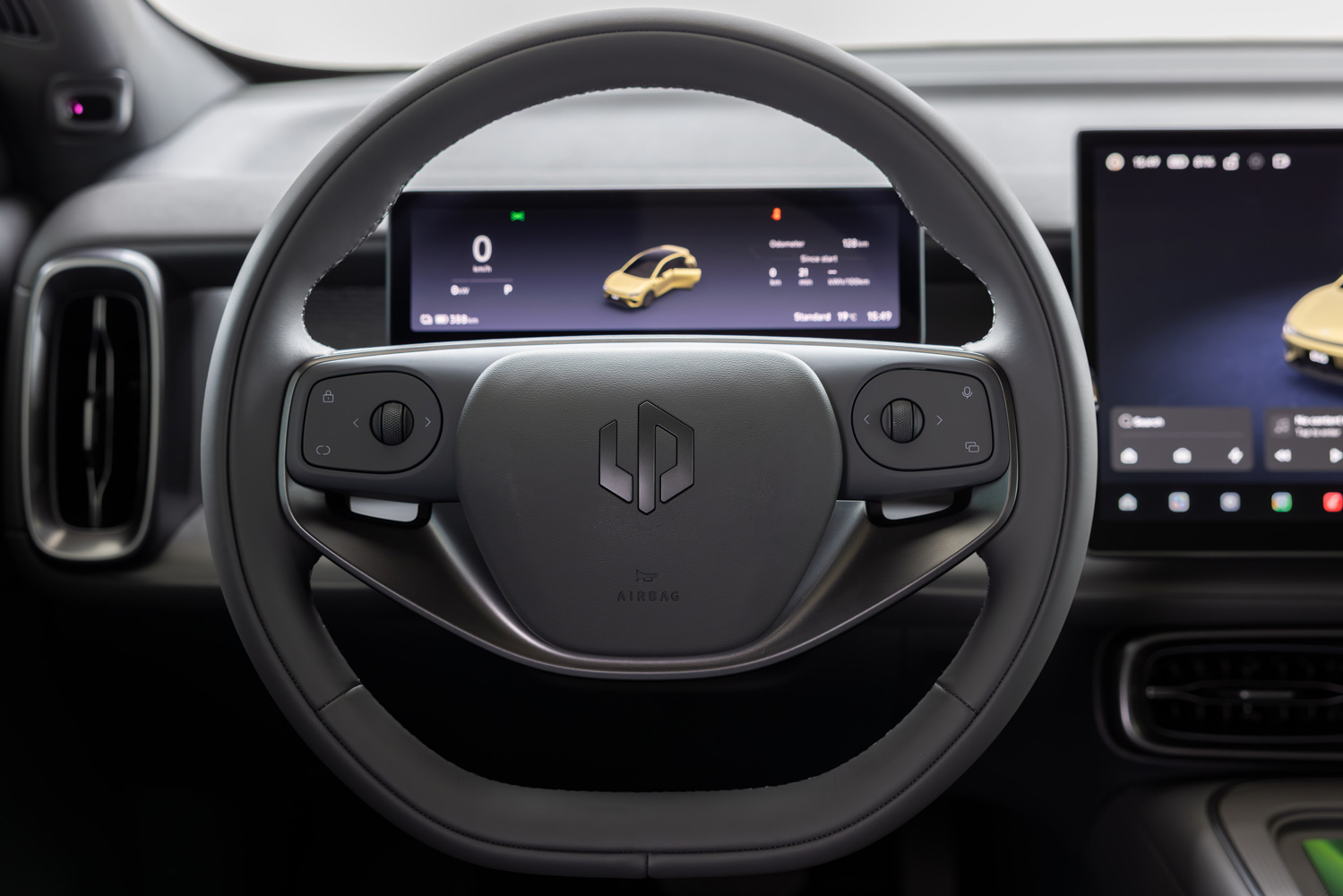 Leapmotor B05 drive steering wheel