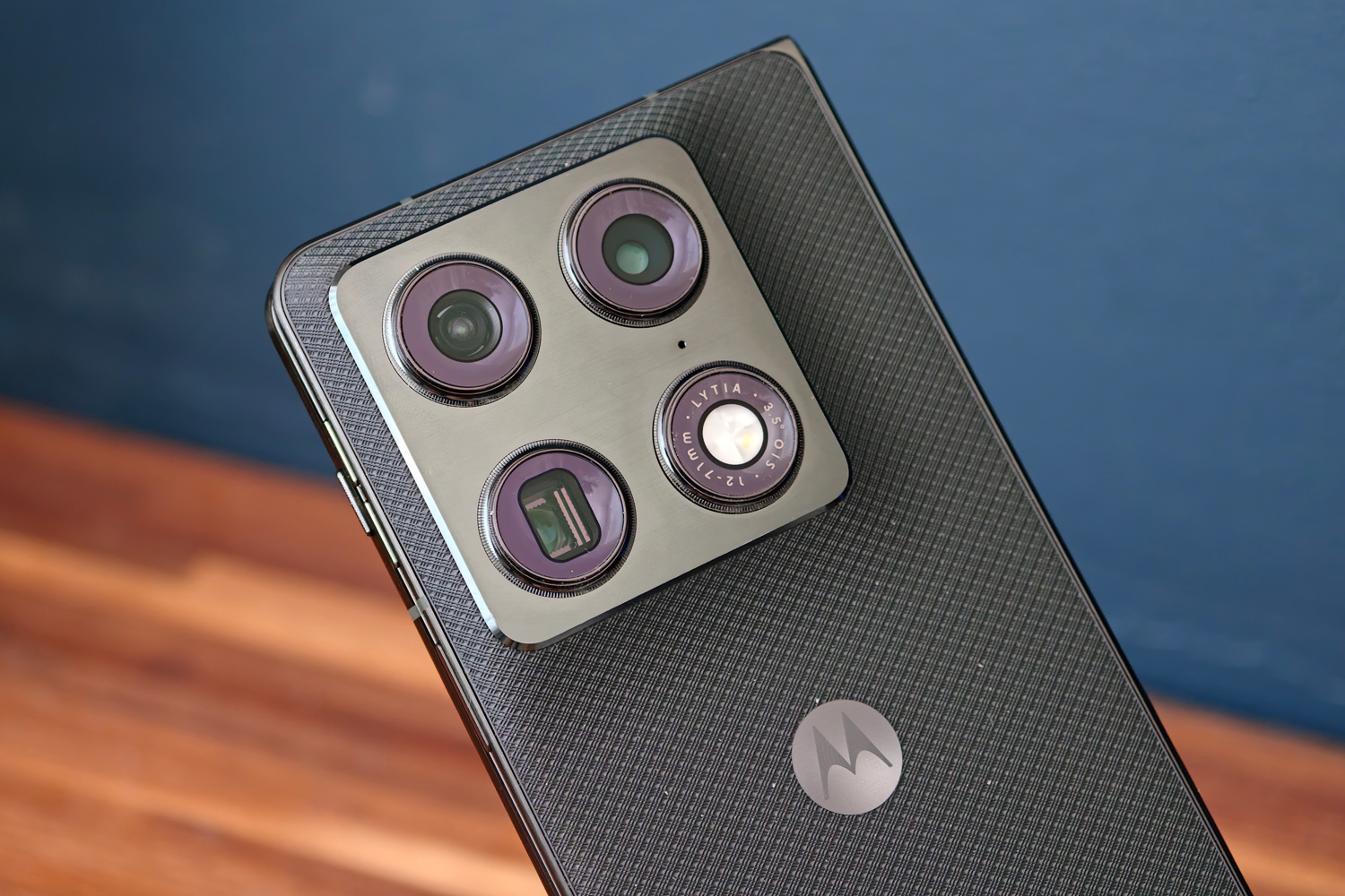 Motorola Razr Fold review camera rear