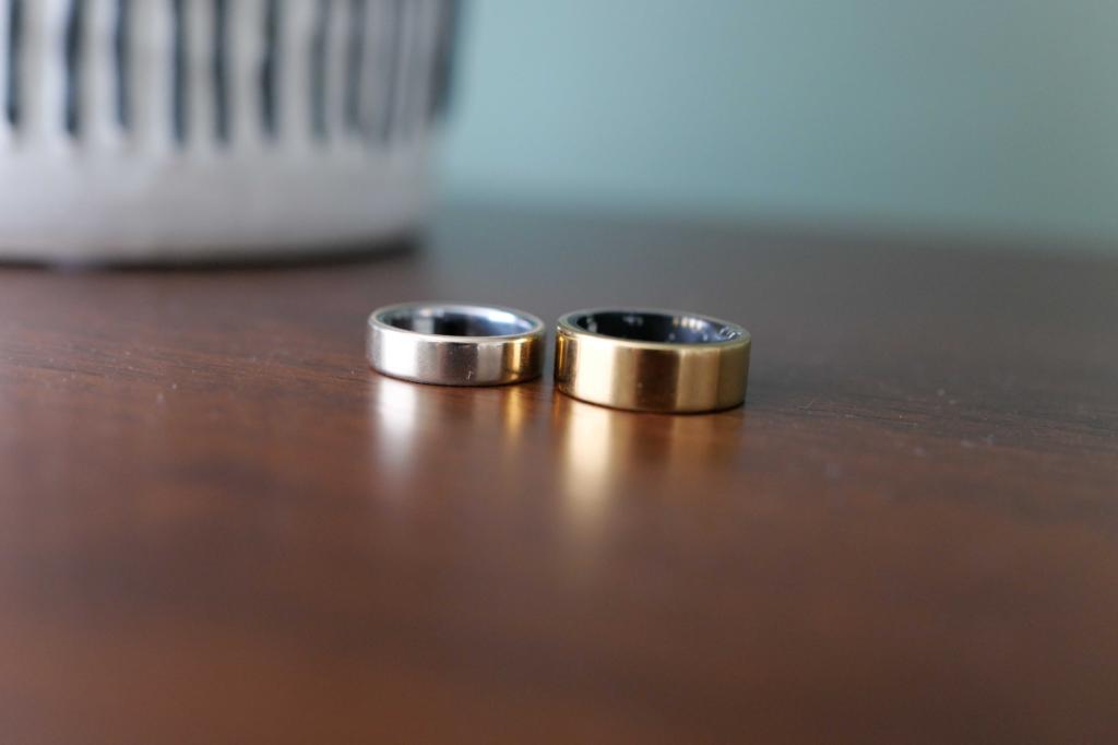 Oura Ring 5 vs Ultrahuman Ring Air