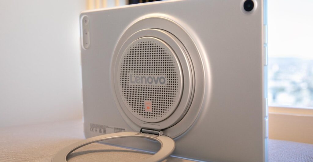 Lenovo’s next tablet has a thick speaker bump and an upgraded kickstand