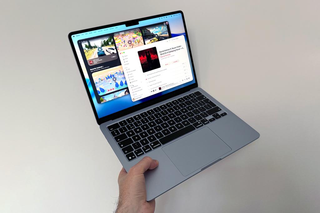 MacBook Air M5 review lead image