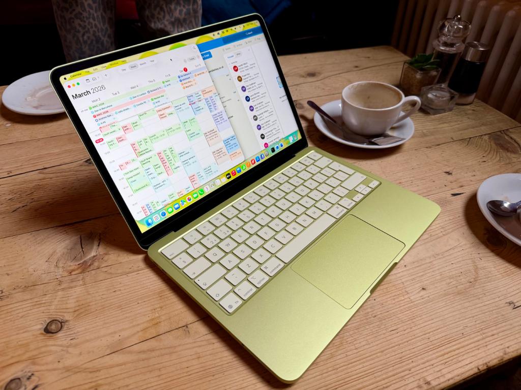 MacBook Neo review