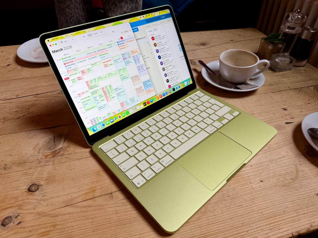 MacBook Neo review