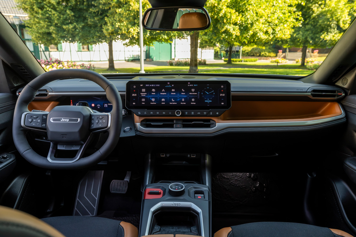 Jeep Compass 4XE 2026 drive dashboard