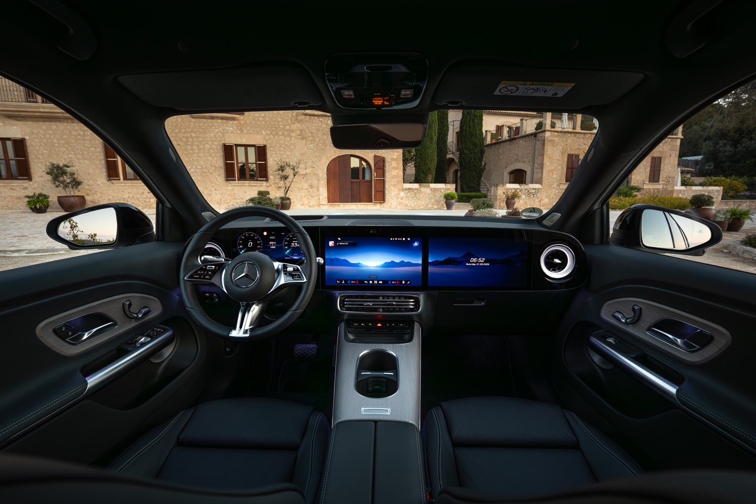 Mercedes-Benz GLB Electric drive dashboard