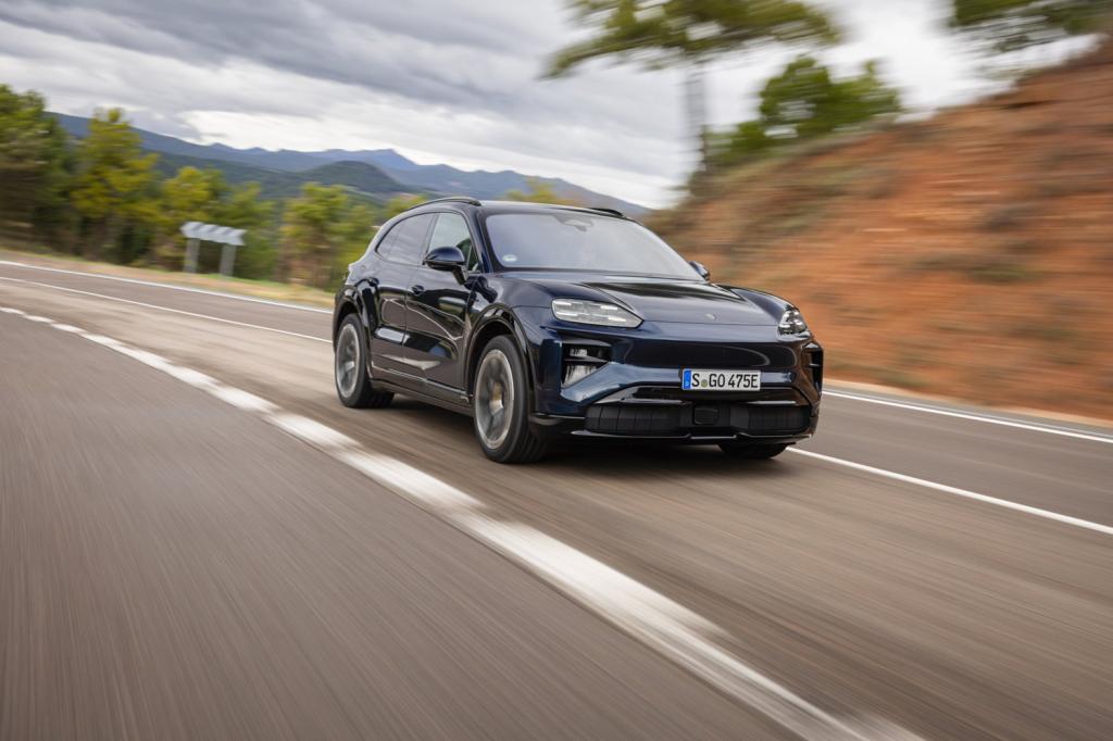 Porsche Cayenne Turbo Electric drive lead