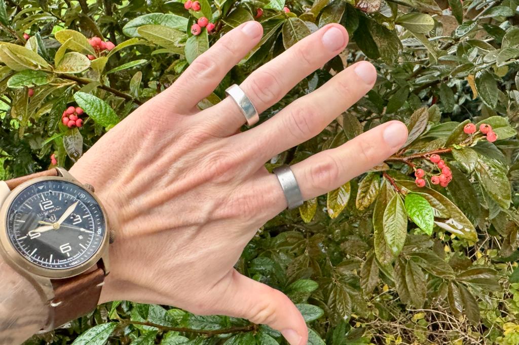 Ultahuman Ring Air on index finger