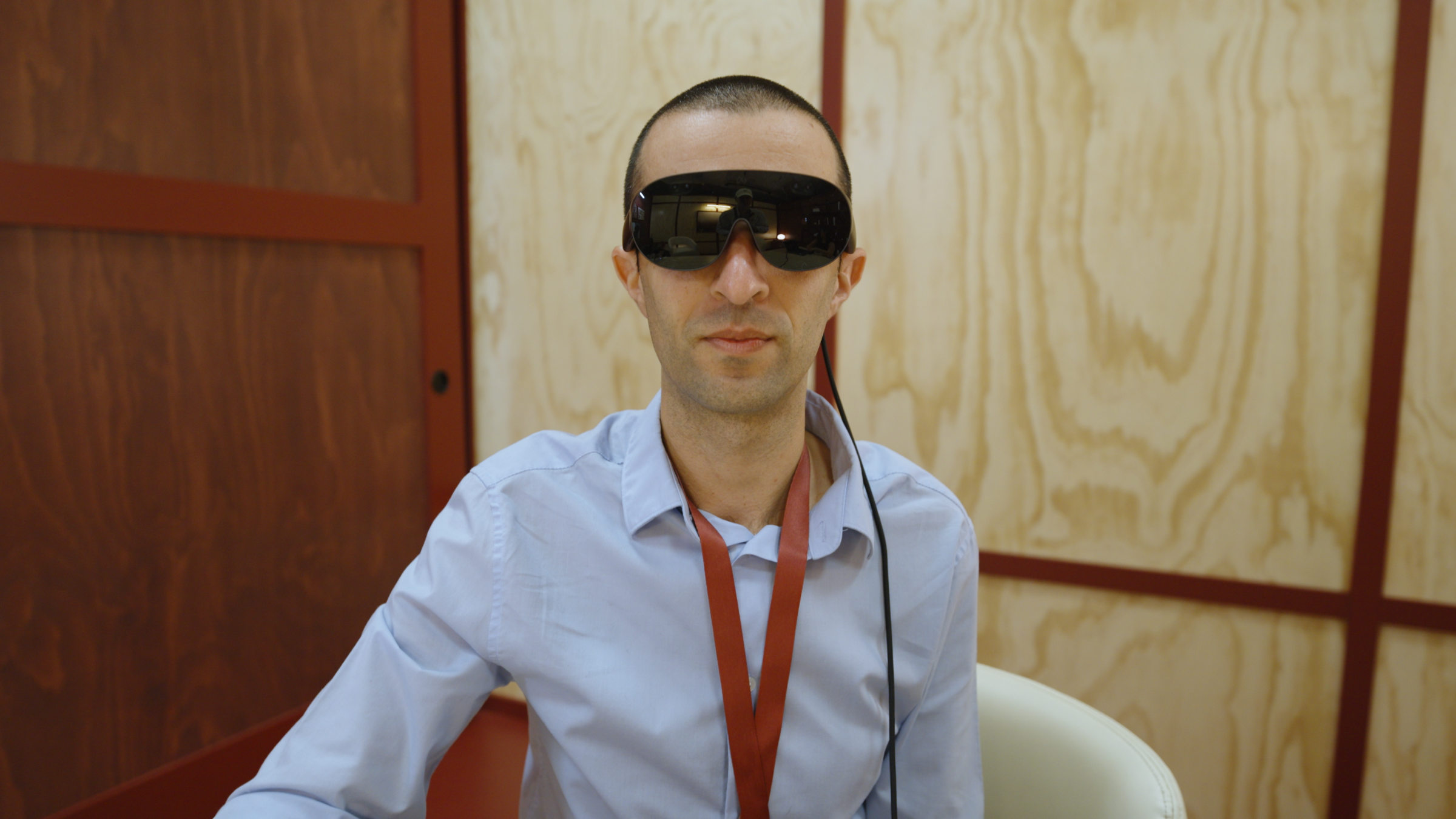 A photo of The Verge’s Jay Peters wearing the Meta VR Glasses.