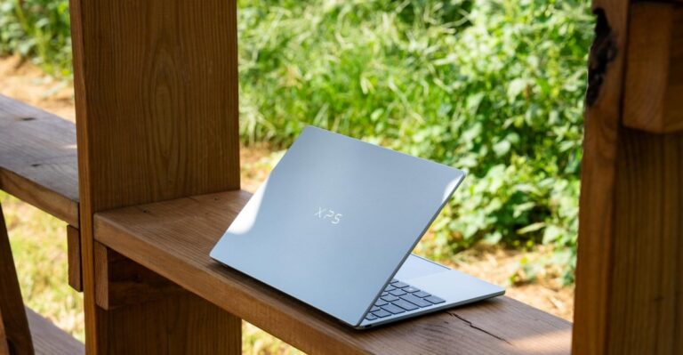 The Dell XPS 13 is the first real competitor to the MacBook Neo
