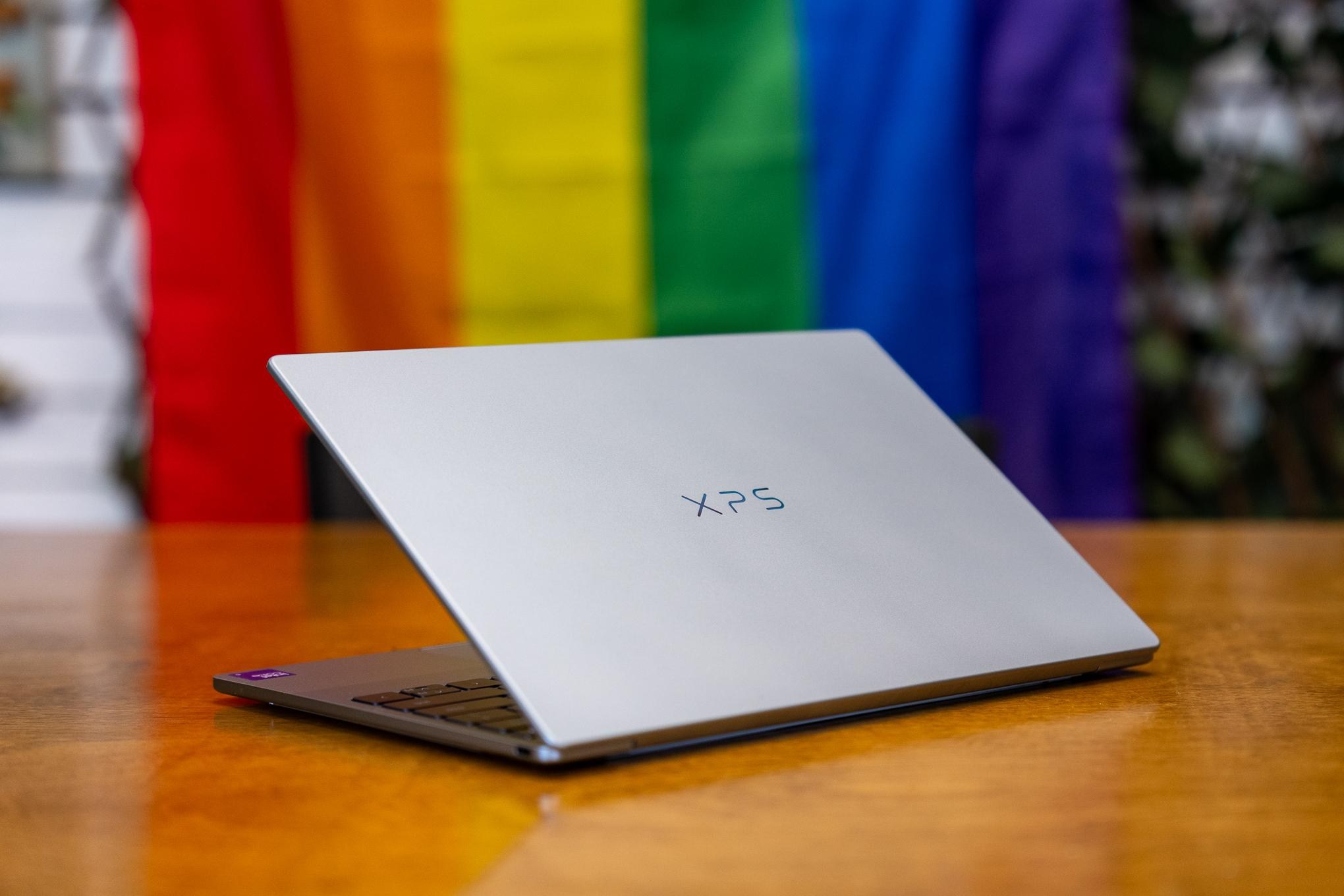 I dig that the XPS branding is back. The last XPS 13 just had the boring Dell logo on the lid.