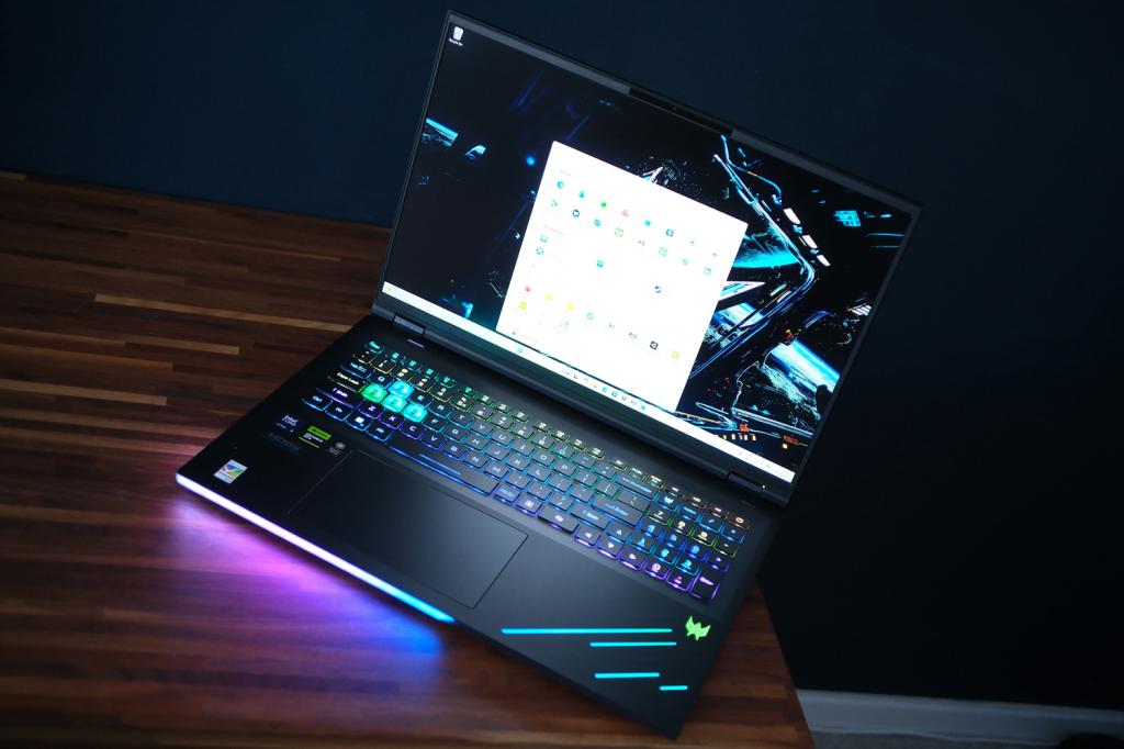 Acer Predator Helios 18 AI review windows 11