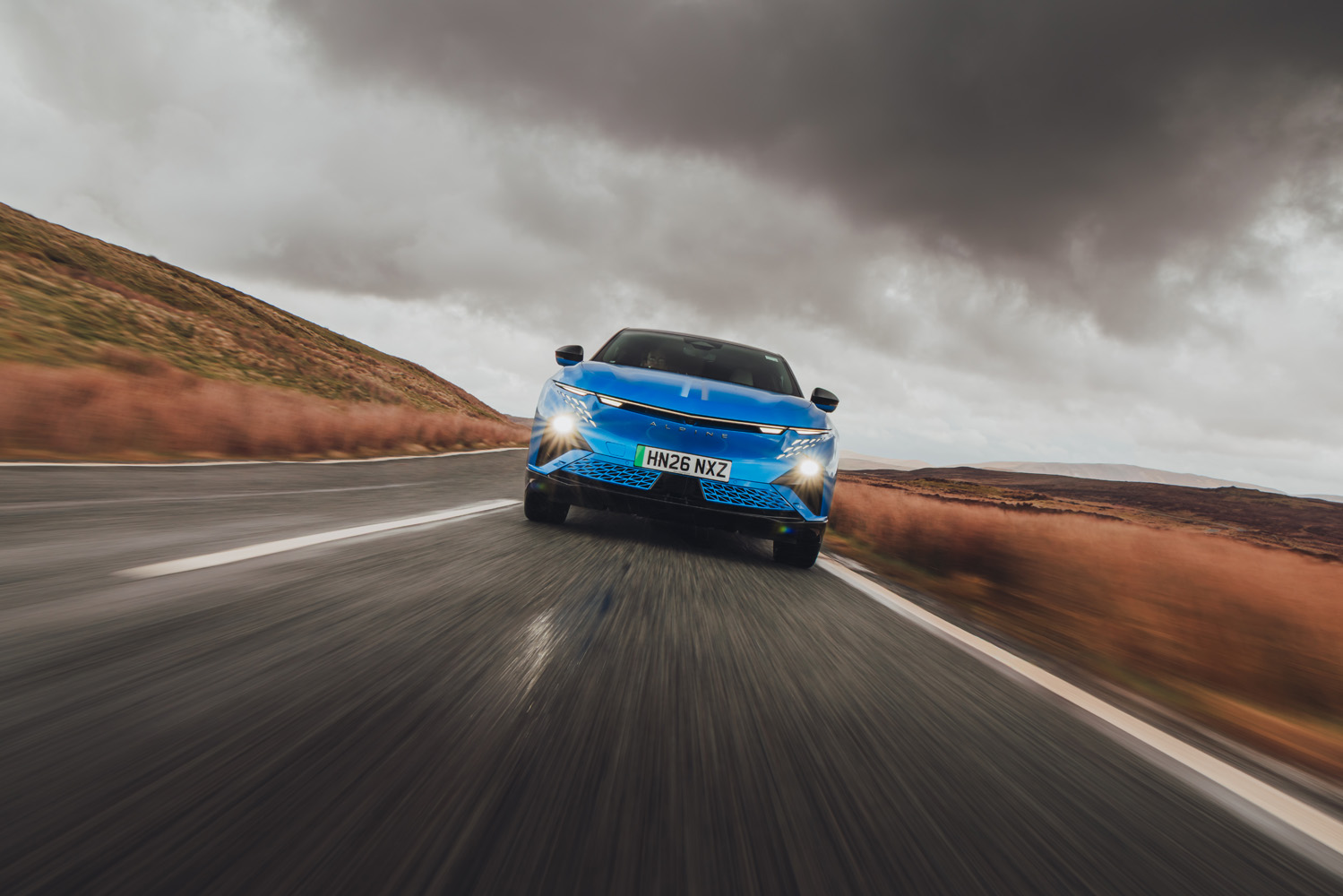 Alpine A390 GT drive tracking nose