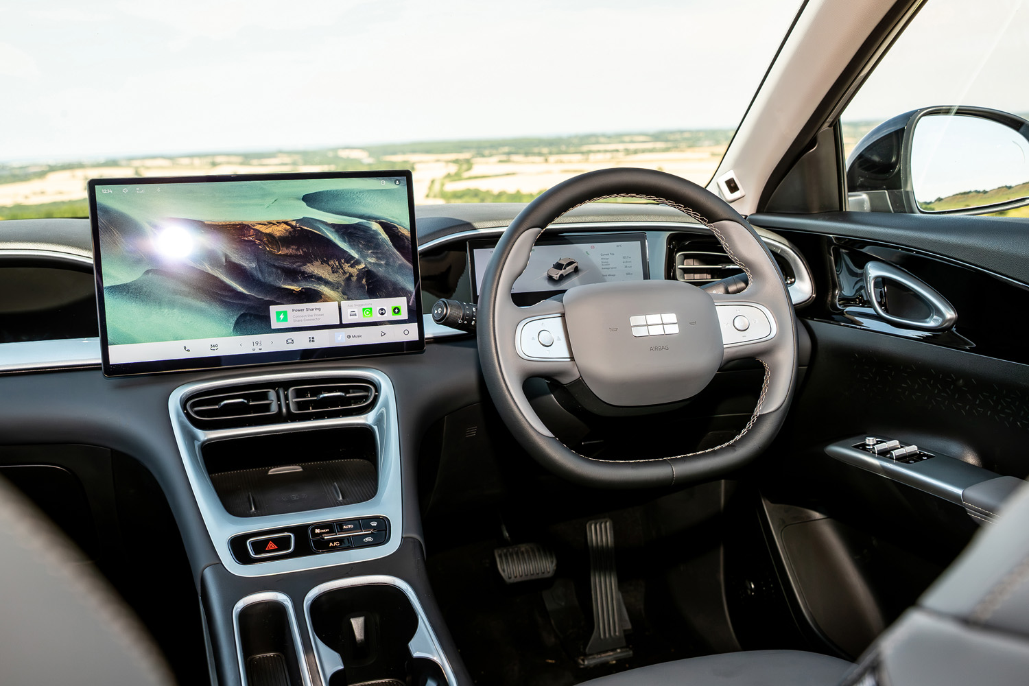 Geely EX2 review dashboard