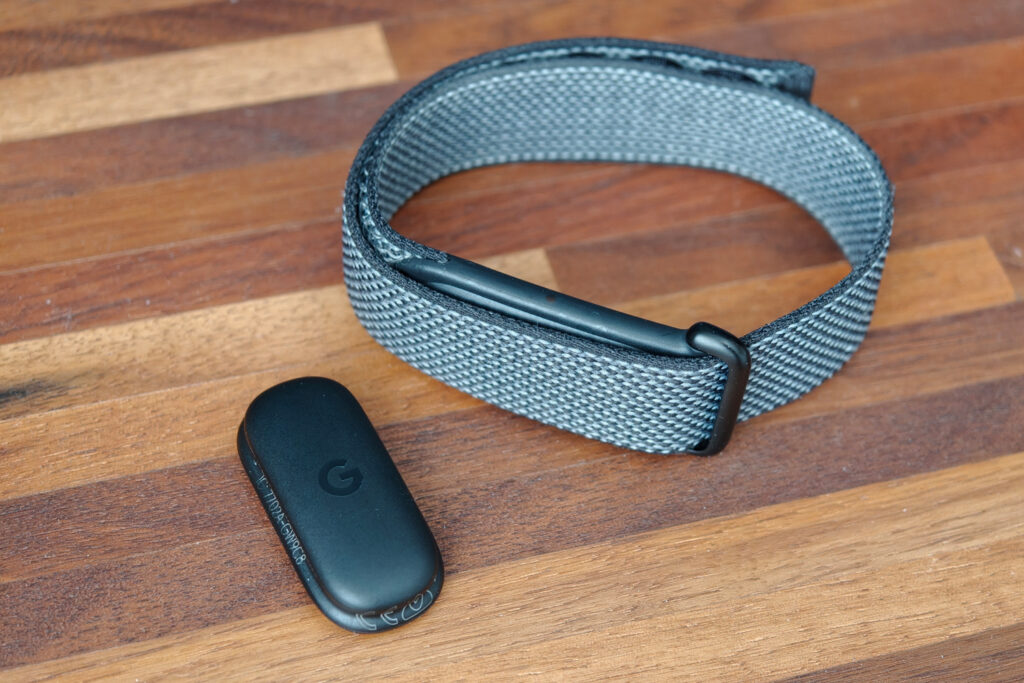 Sorry, Whoop – the Google Fitbit Air is the screen-free fitness band I’m recommending to everyone