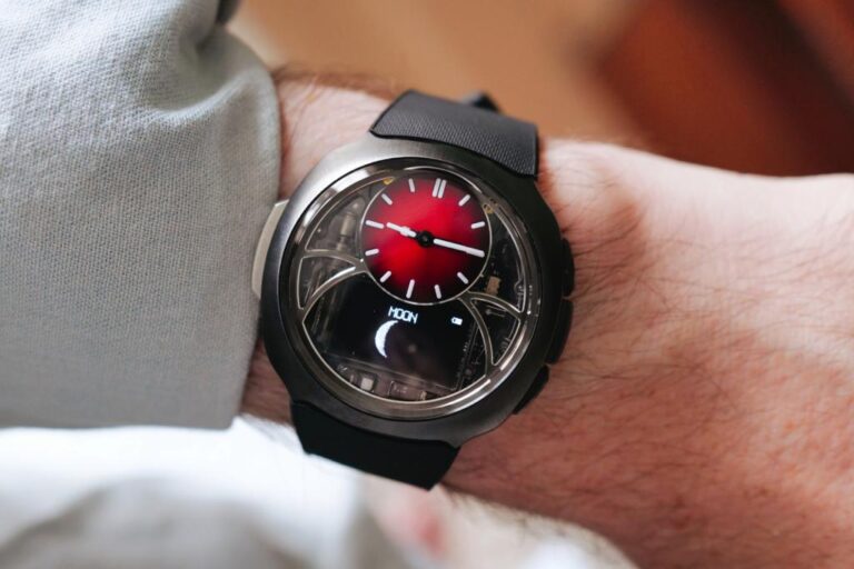 Reviewed: H. Moser & Cie’s Off-Grid is the first digital, semi-smart watch I’ve fallen in love with