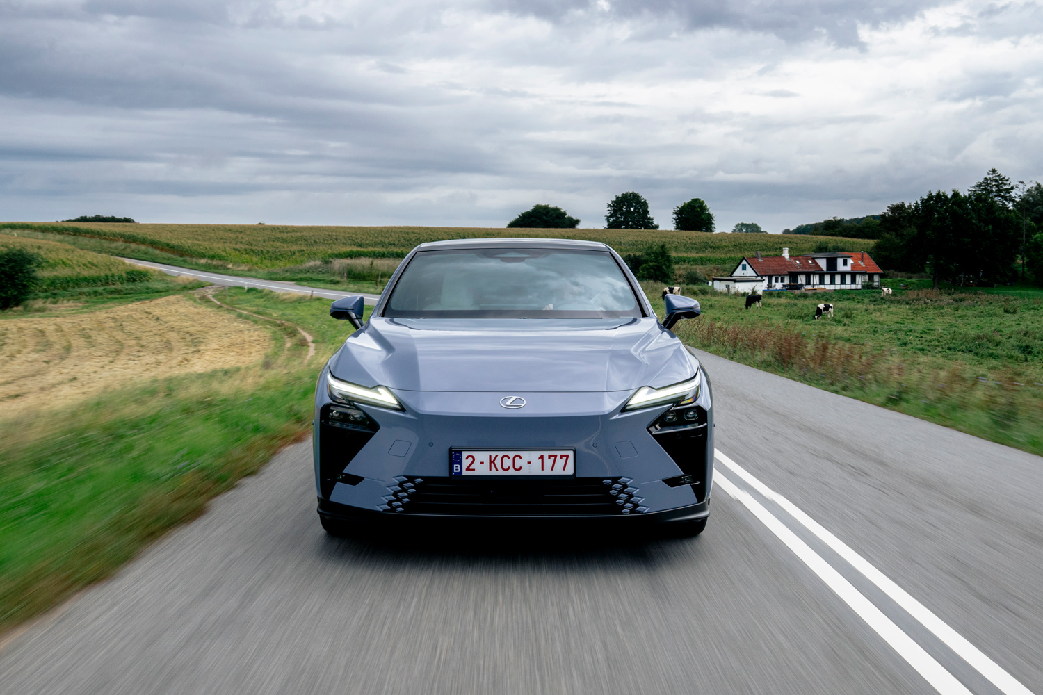 Lexus ES 2026 drive tracking nose