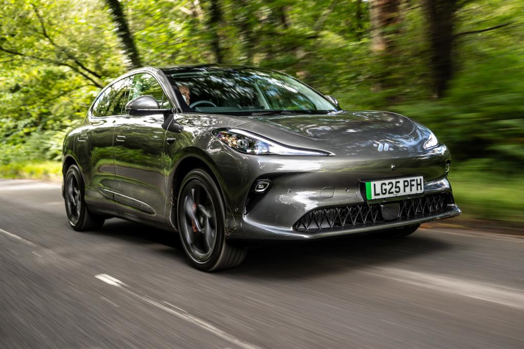 MG IM6 drive 2026 lead