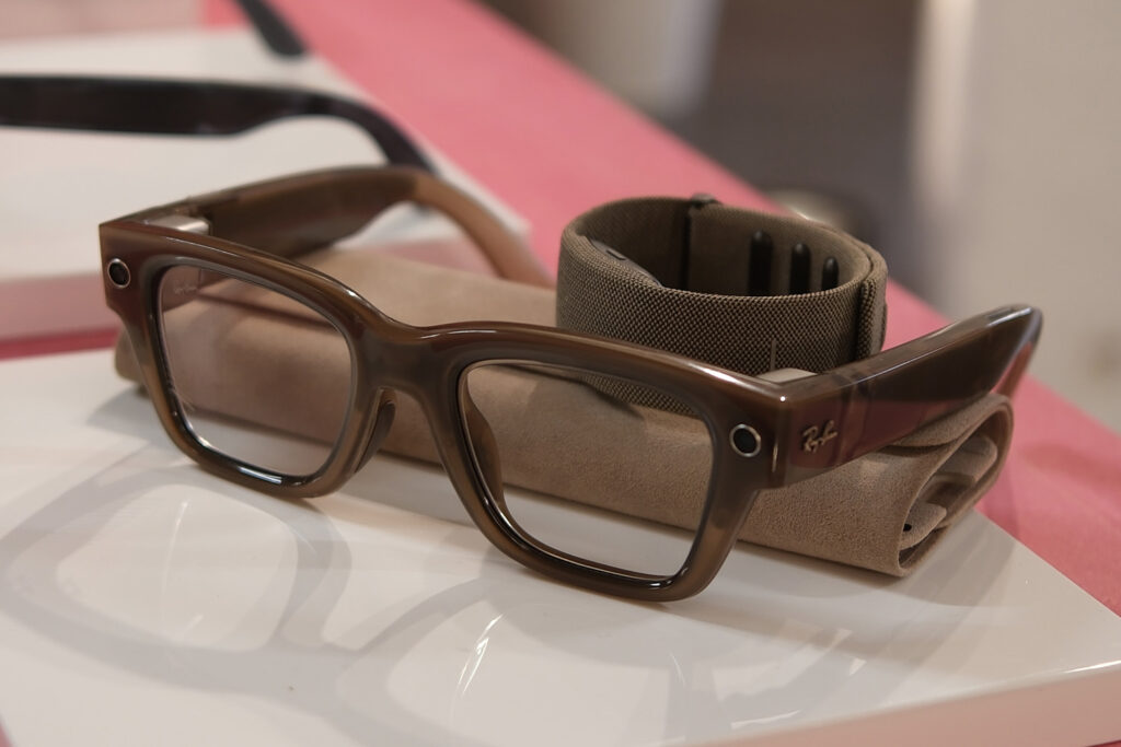 Meta Ray Ban Display escapes the USA, now available in UK and Canada – with Europe to follow