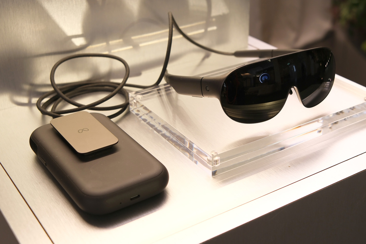 Meta VR Glasses hands on glasses and puck