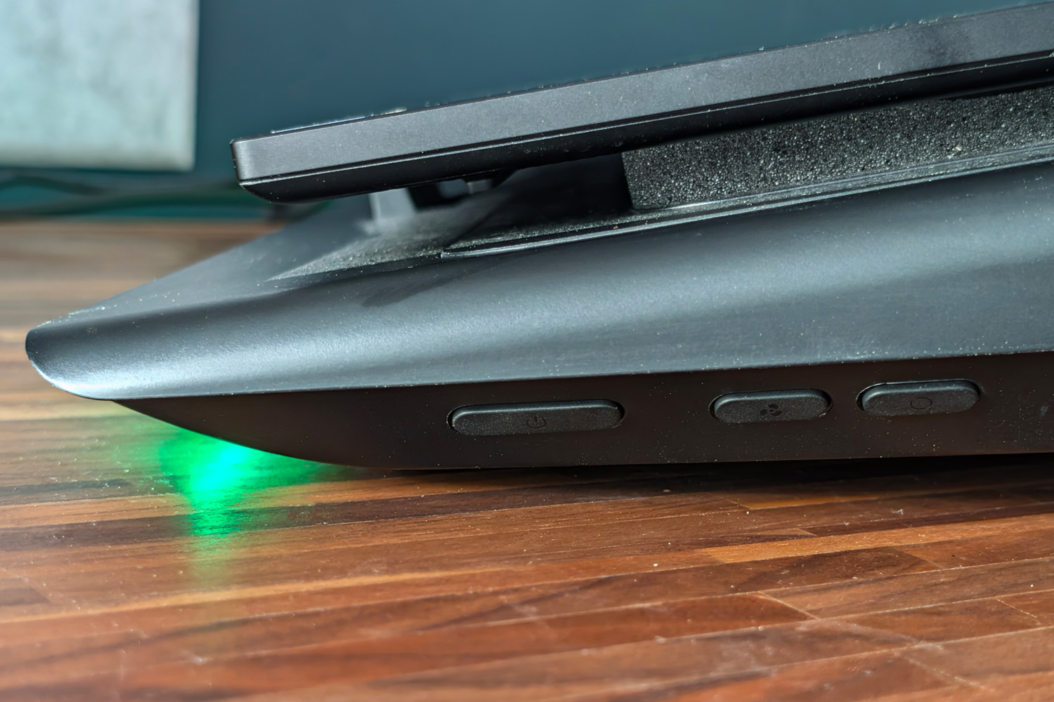 Razer laptop cooling pad review side buttons