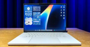 Googlebooks feel like the first laptops built for Android owners