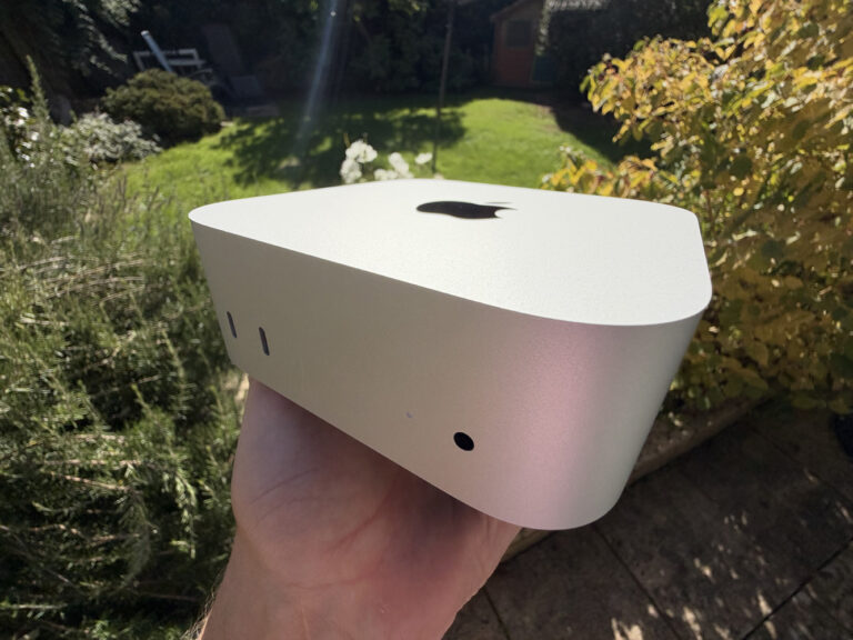 I’ve been using Apple’s mighty Mac Mini M6. Here are 5 reasons why you’ll want one – and one why you definitely won’t